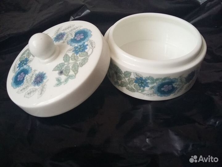 Шкатулки фарфор Англия Франция