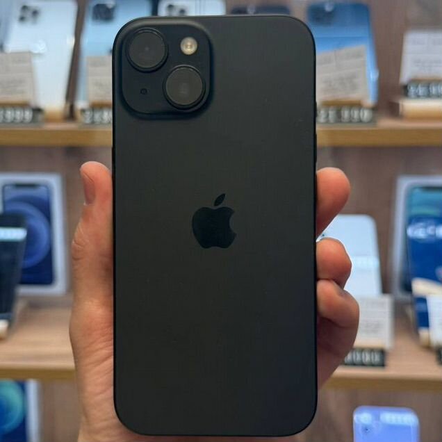 iPhone 15, 128 ГБ, SIM + eSIM