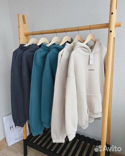 Спортивный костюм женский