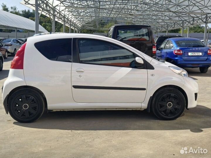 Peugeot 107 1.0 AMT, 2010, 111 000 км