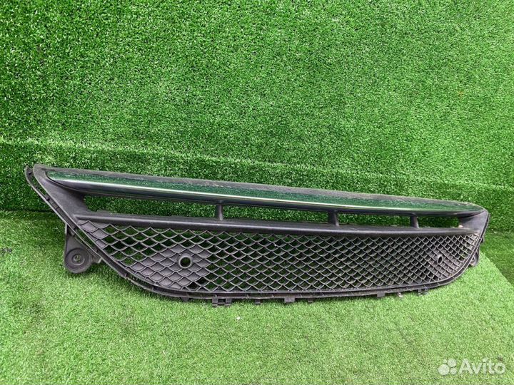 Решетка переднего бампера Mercedes W213 5753