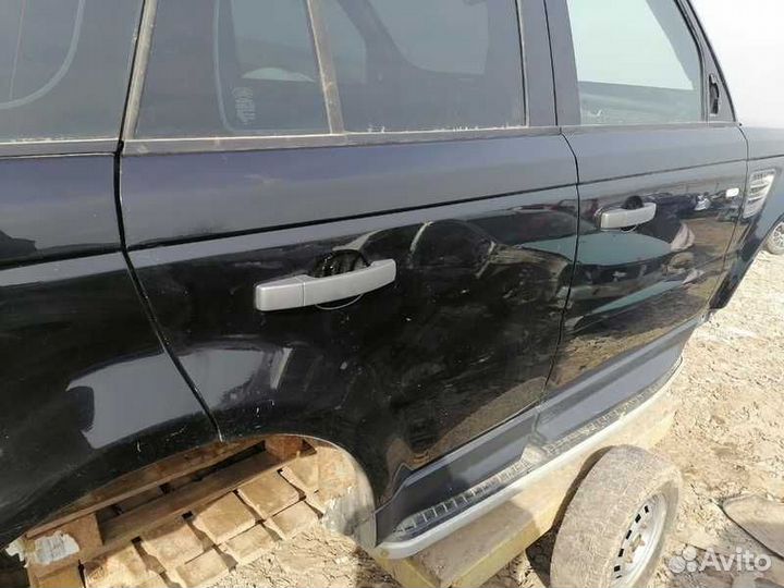 Дверь задняя правая Land Rover Range Rover Sport 4