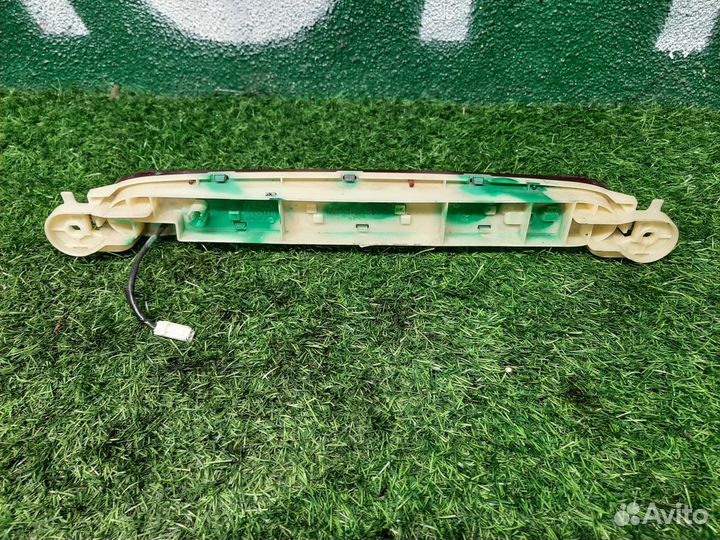 В наличии: Стоп сигнал на Mazda 6 GH