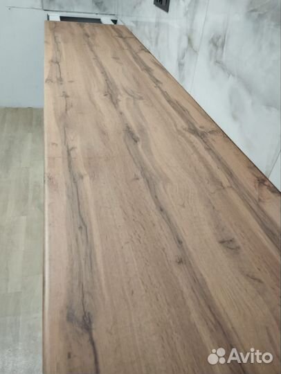 Столешница для кухни новая (брак-скол угла)