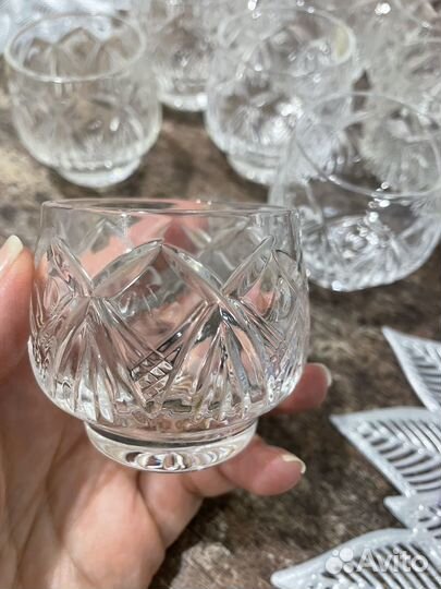 Хрустальные рюмки
