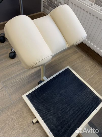 Педикюрное кресло