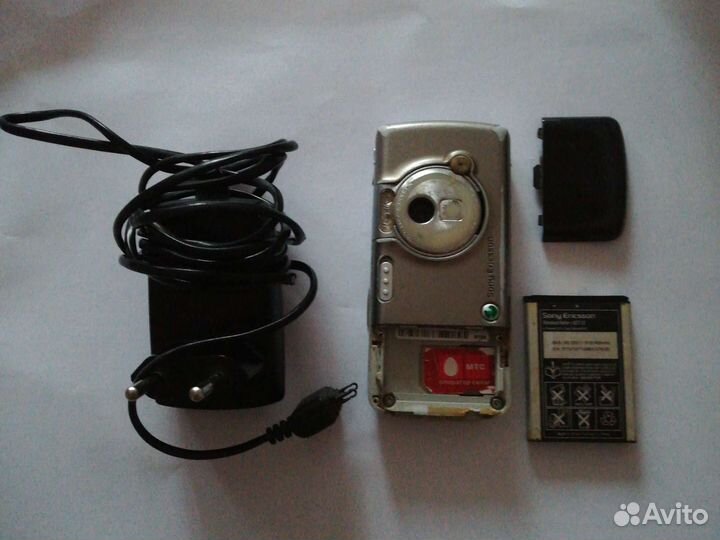 Sony Ericsson W700i