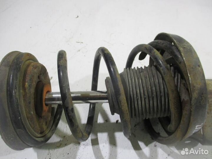 Амортизатор передний