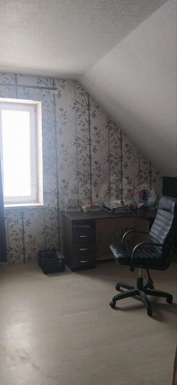 Дом 200 м² на участке 20 сот.