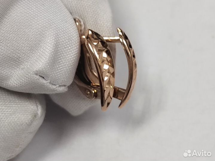 Золотые серьги