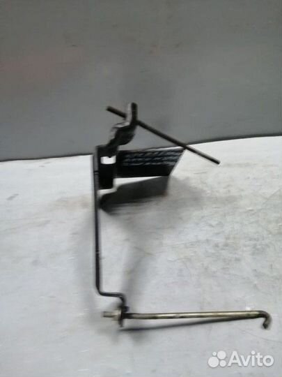 Крепление аккумулятора Renault Kaptur 1 1.6-L