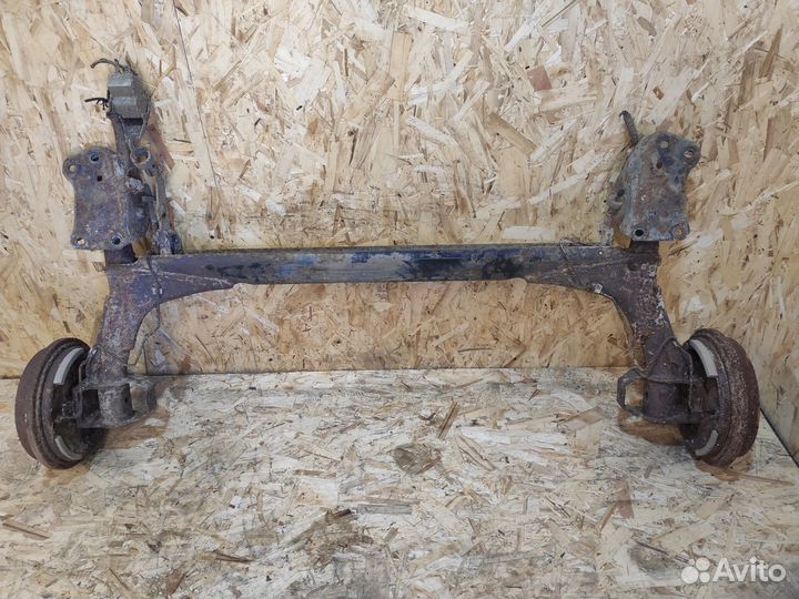 Балка задняя Volkswagen Passat B3