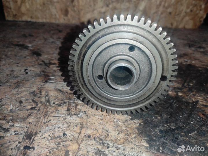 Распредвал Mercedes Vito W639 3.0 OM642 2008