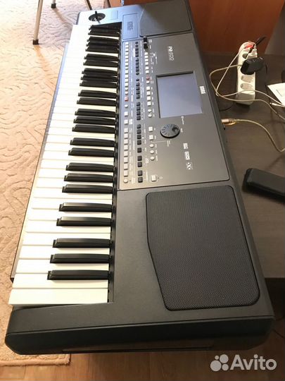 Синтезатор korg PA 600