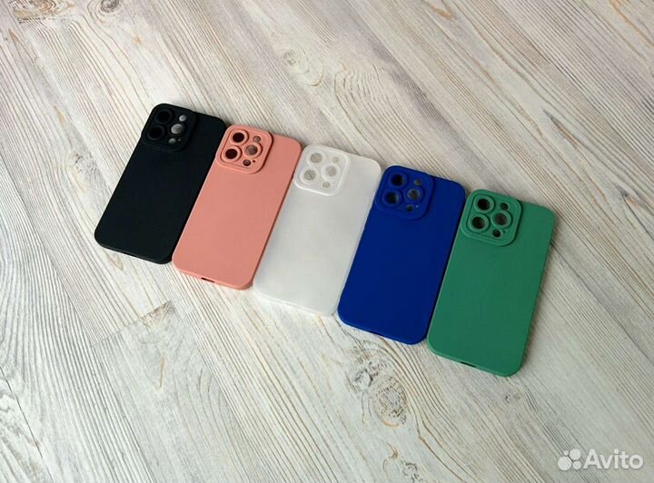 Чехлы с закрытой камерой на iPhone