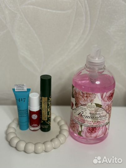Мыло, тушь, крем для лица, лак