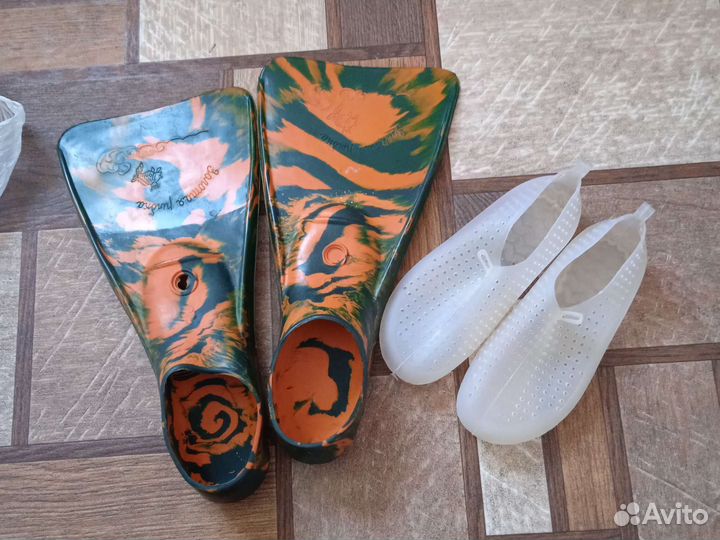 Ласты, тапочки для плавания на 2-4 г