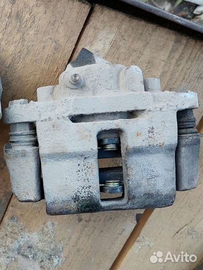 Суппорт Передний ваз R13 2109 21099 2114 2115