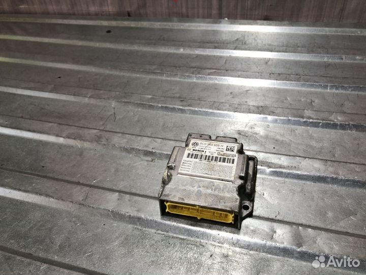 Блок SRS Шкода Рапид