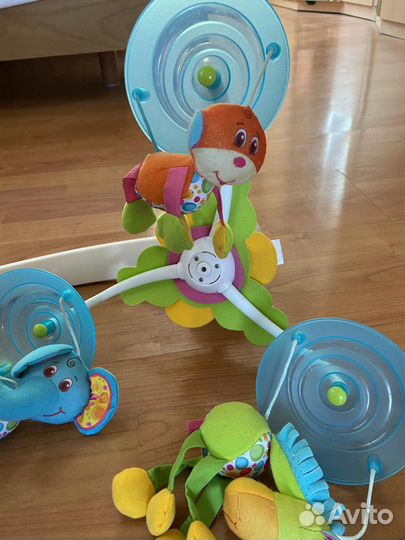 Мобиль на кроватку Тини love