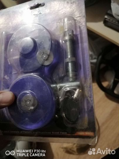 Спортивные замки капота