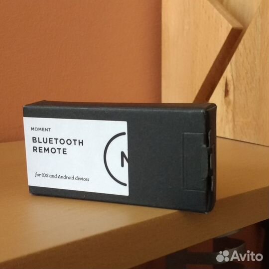 Bluetooth пульт Moment для смартфона