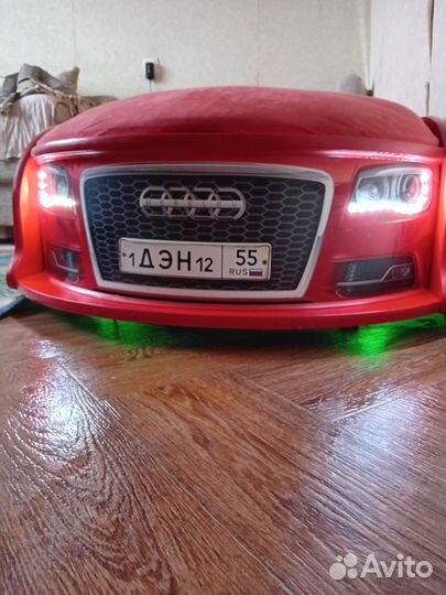 Кровать машина