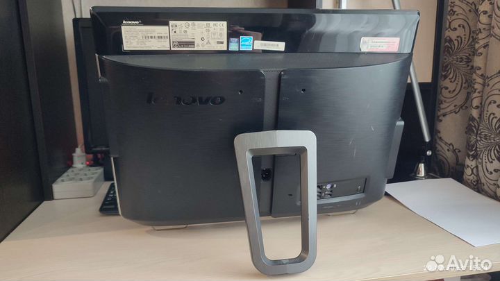 Моноблок Lenovo