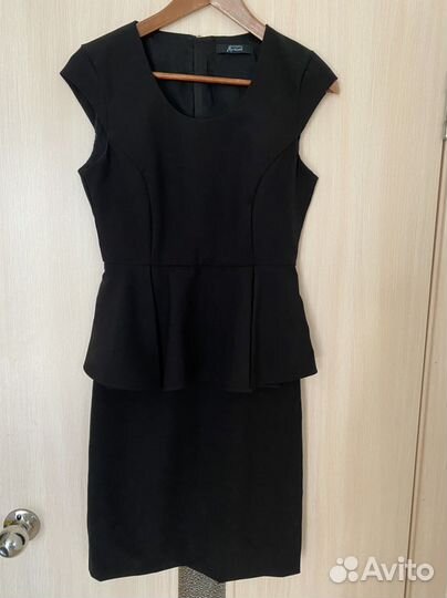 Платье новое guess by marciano