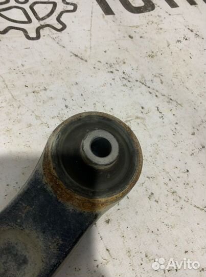 Рычаг передний правый Citroen C4 2011