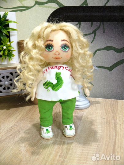 Кукла текстильная