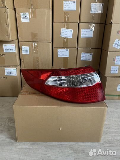 Фонарь задний левый Kia Rio 3 11-15