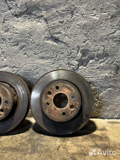 Передние Тормозные Диски Kia Spectra,Shuma,Sephia