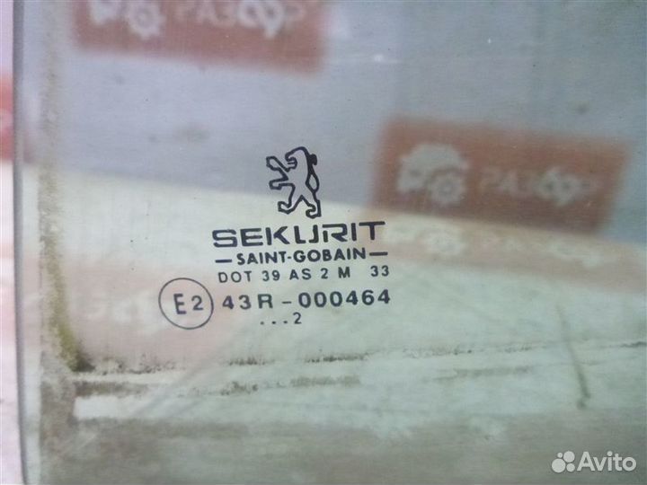 Стекло двери заднее левое Peugeot 206 2A/C TU3A