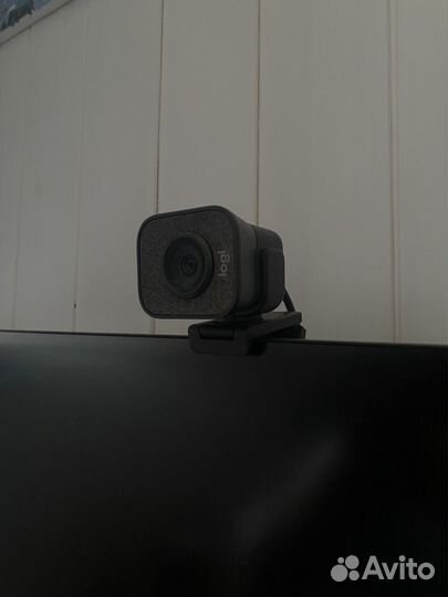 Вебкамера Logitech StreamCam