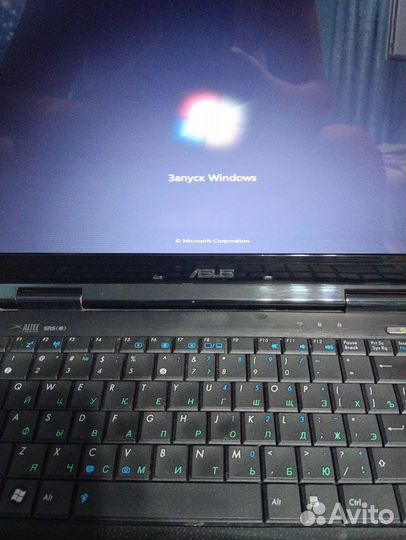 Ноутбук asus