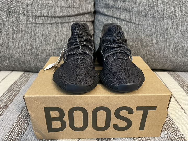 Adidas yeezy boost 350 v2 black