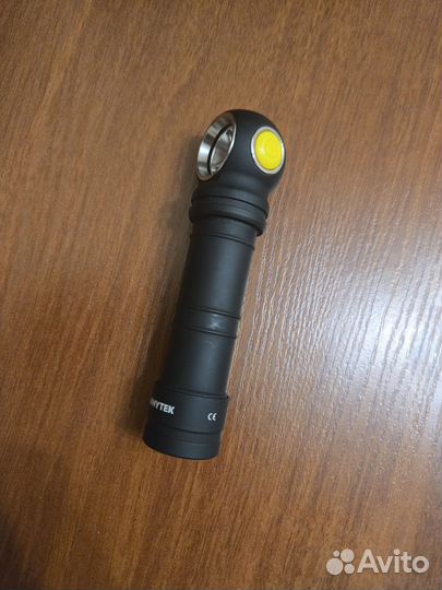 Armytek Wizard C2 Pro Max Magnet USB LR