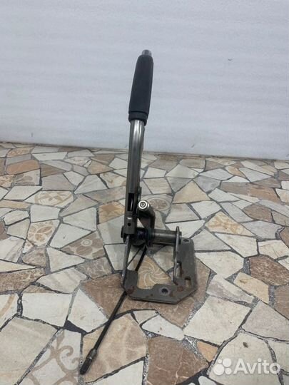 Ручник Ford Focus седан 1.6 shda (100 Л.С) 2010