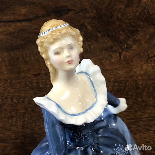 Статуэтка Fragrance Royal Doulton