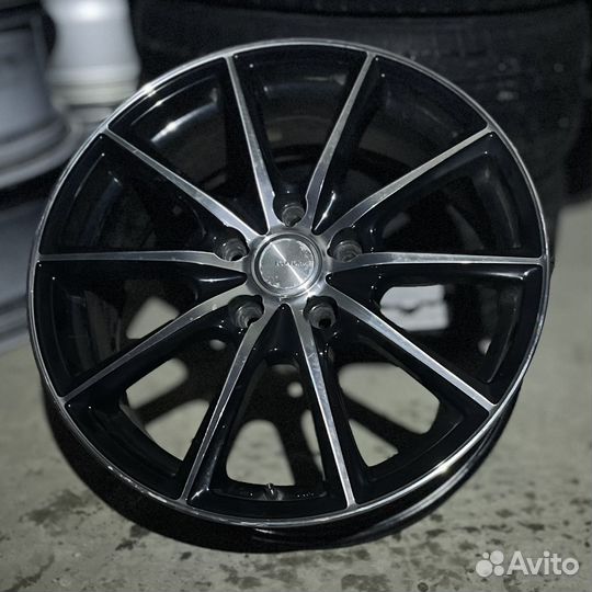 Из Японии R17 5x114,3 Bridgestone EcoForme CRS15