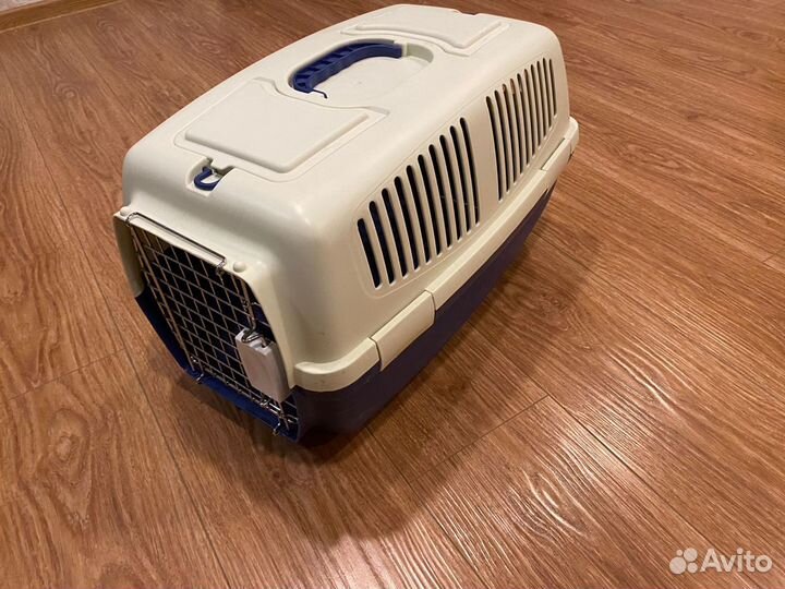Переноска для кошек и собак