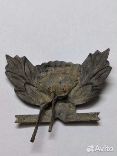 Школьная кокарда