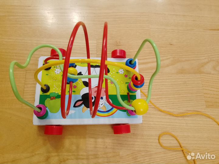 Развивающая игрушка лабиринт-каталка