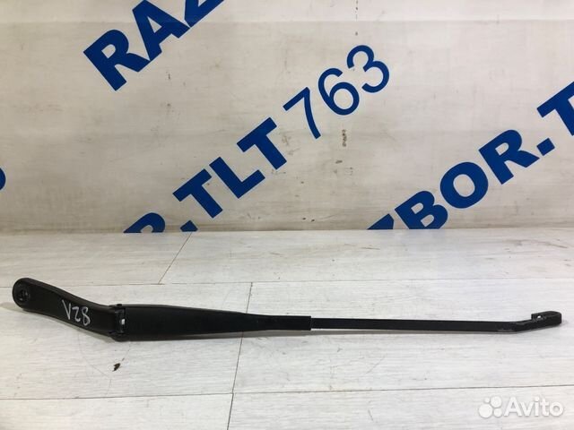 Поводок дворника левый renault sandero 1 1.6 мт