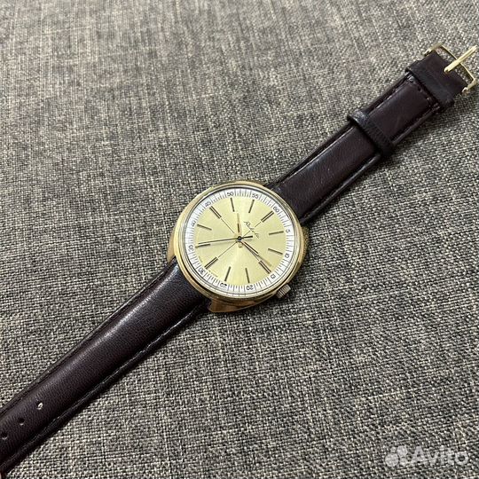 Часы СССР Ракета Вернисаж позолоченные