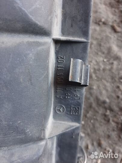 Корпус воздушного фильтра Mercedes CLK W208