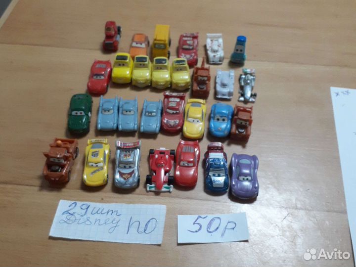 Киндер машинки Hot Wheels Disney Mattel