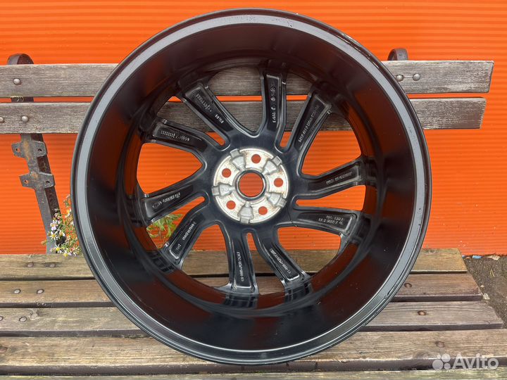 Оригинальный диск R20 Land Rover Discovery Sport