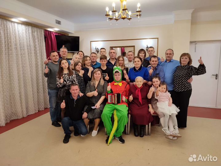 Ведущий тамада